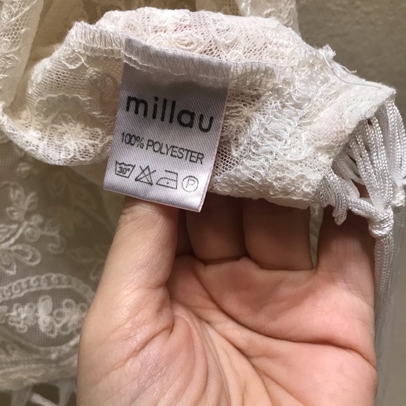 Millau Waterfall Vest Embroidered Cream Size M - Picture 8 of 9